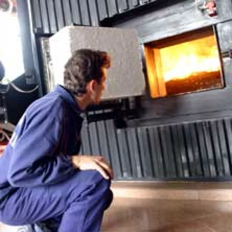 Ajutoarele pentru energia termica, la mila primarilor