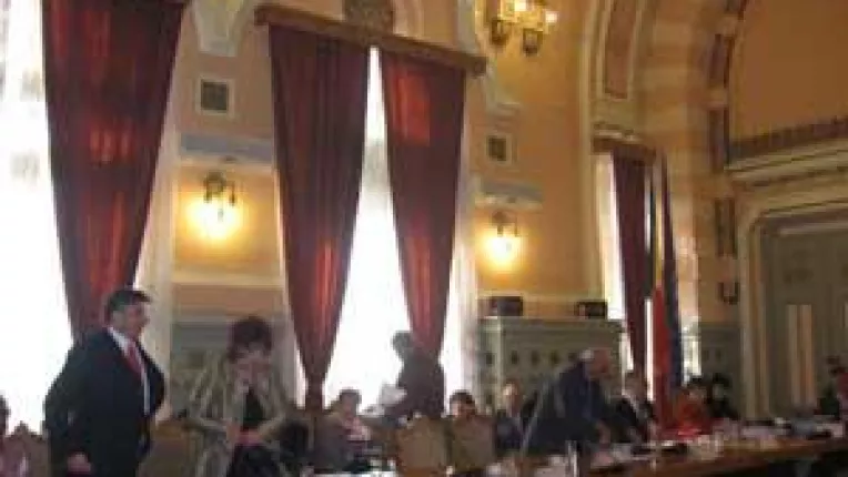 Alianta D.A. s-a rupt si in consiliul judetean