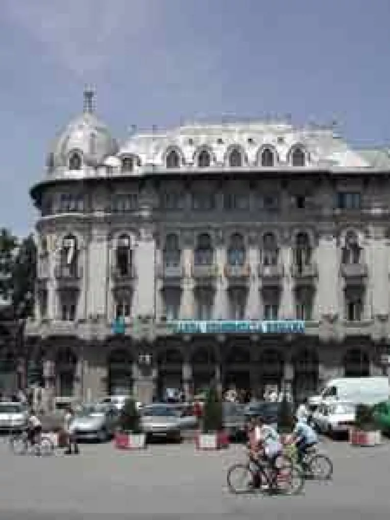 Bancile vor oferi consultanta financiara