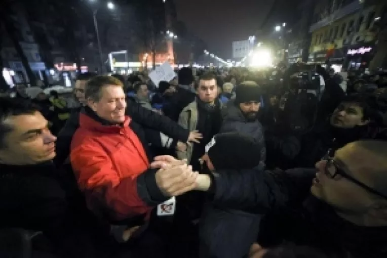 Ipoteza pe Facebook: In epoca Trump, Klaus Iohannis face jocul intereselor Germaniei?!
DON PEDRO: Cui prodest?