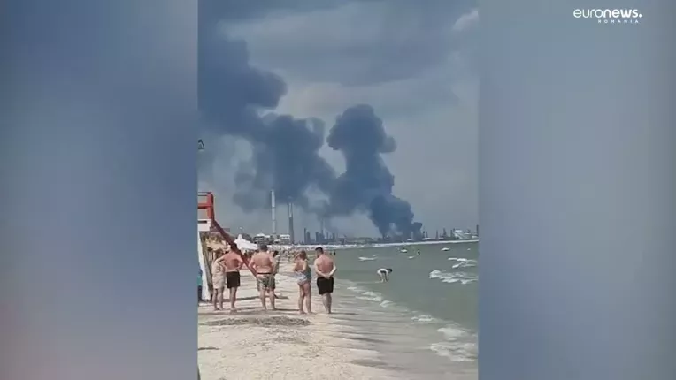 Ministerul Mediului, dupa incendiul de la Petromidia: "Calitatea aerului nu a fost afectata"