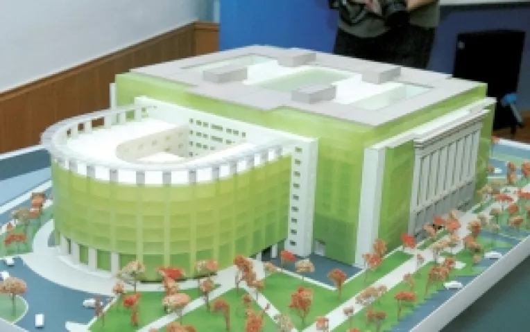 Ministrul Culturii Kelemen Hunor : Lucrarile la Biblioteca Nationala vor fi finalizate in noiembrie 2011