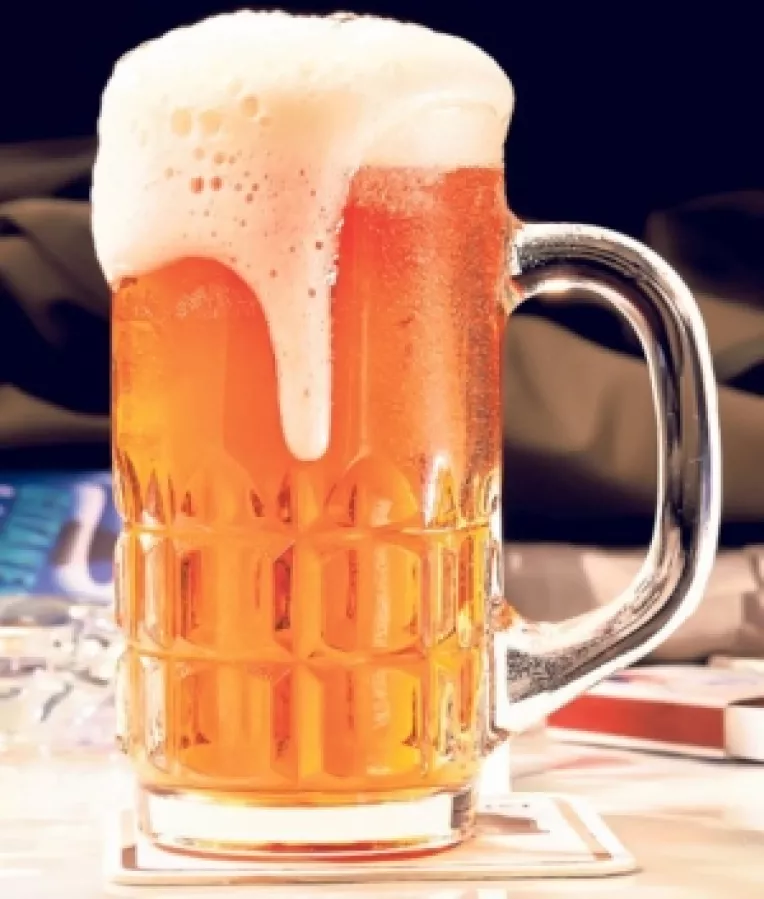 Romanii beau mai multa bere fata de anul trecut