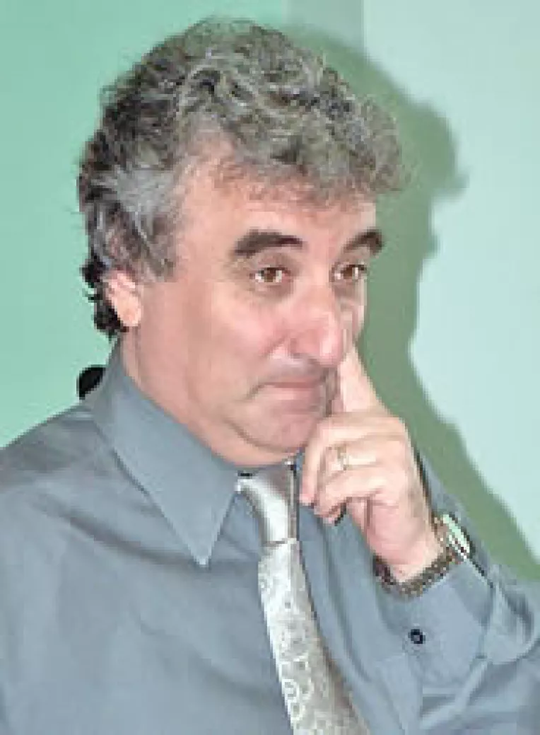 Stelian Dutu vrea sa puna mana pe presedintia CJC