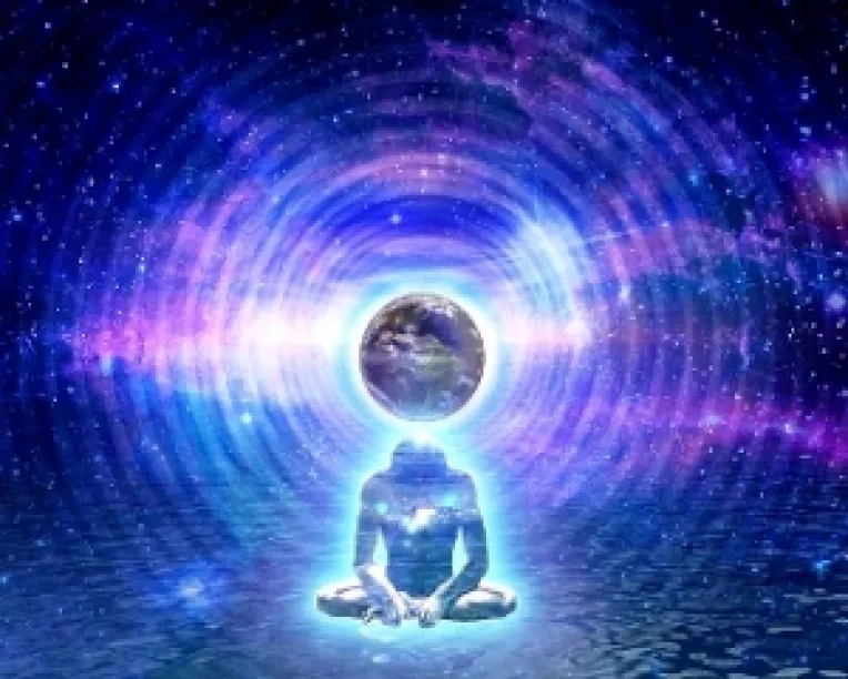 Sufletele noastre sunt construite din tesatura profunda a universului, ele au existat inca de la inceputul timpului si traiesc si dupa moartea corpului fizic