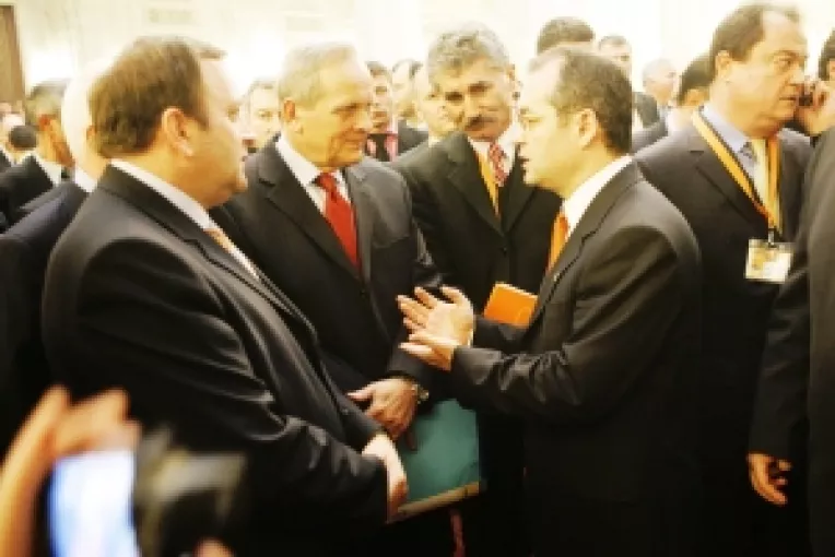 Toti candidatii PD-L se duc la Piatra Neamt, pe 30 noiembrie